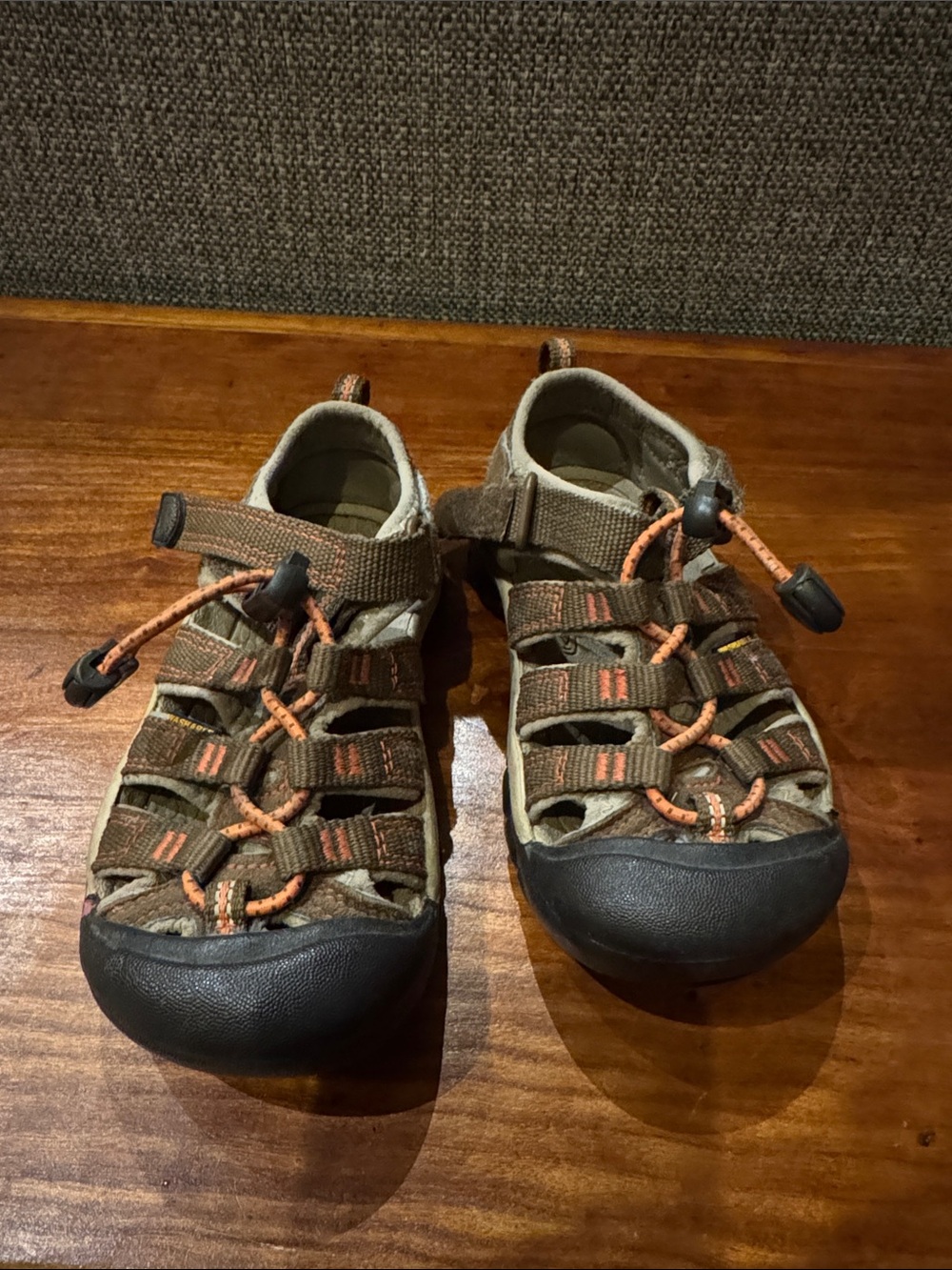 Keen Kids Newport H2 Waterproof Hiking Sandals Toddler/ Little Kid Size 10